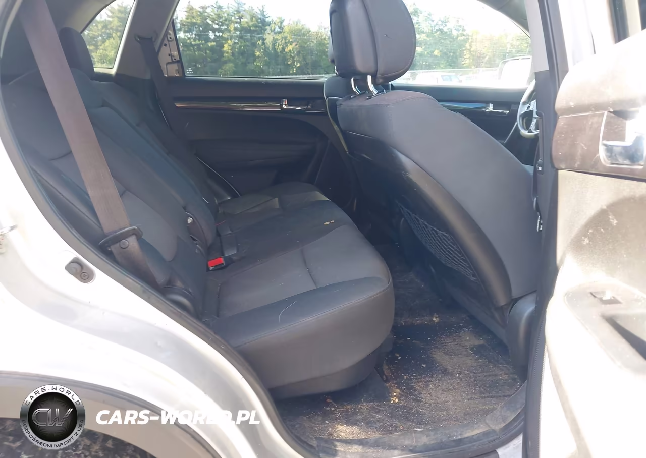 2011 Kia Sorento Lx VIN:5XYKT4A12BG048319 - 8