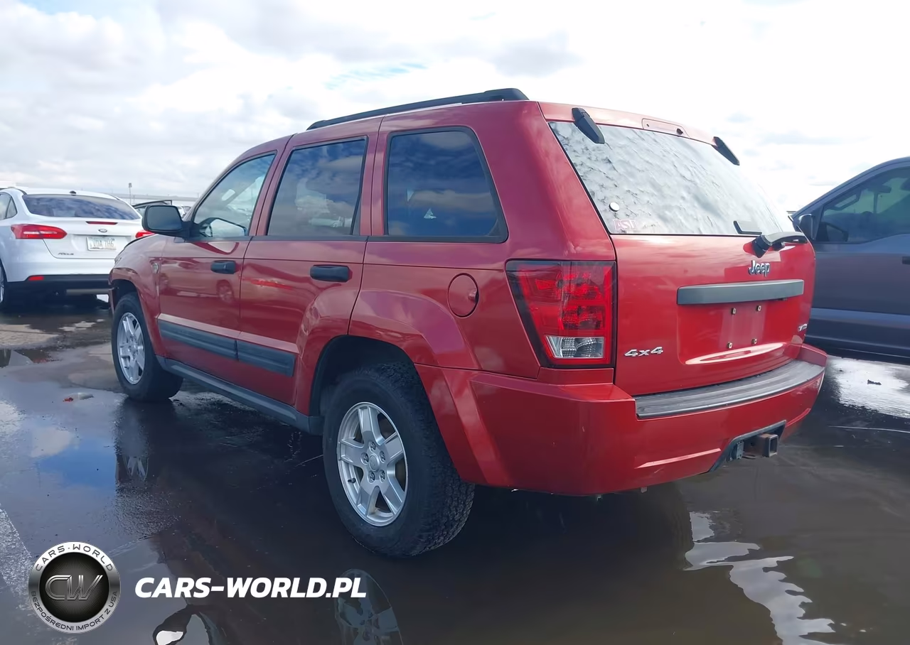 2005 Jeep Grand Cherokee Laredo VIN:1J4HR48N45C559342 - 3