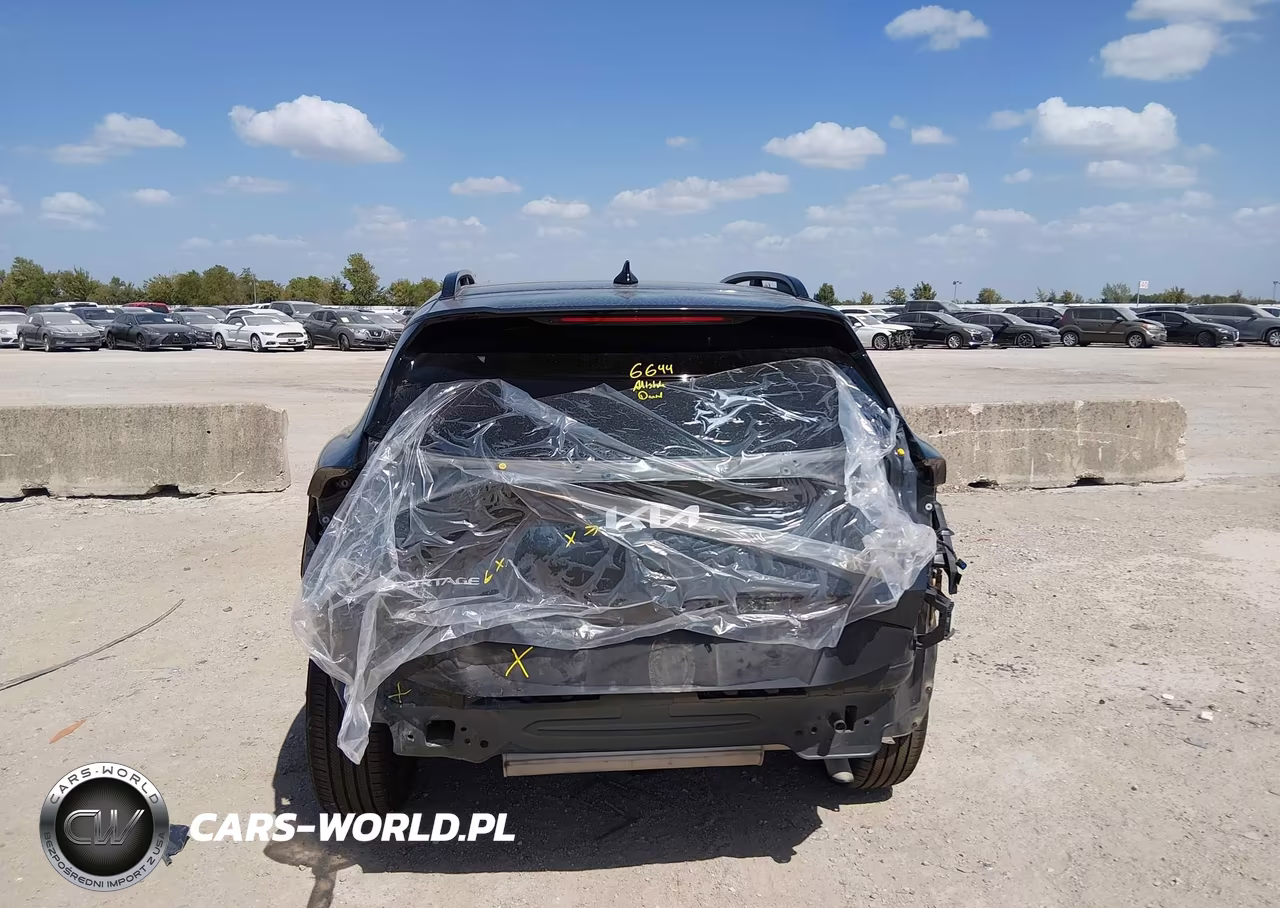 2023 Kia Sportage Plug-In Hybrid X-Line Prestige VIN:KNDPZDAH8P7054034 - 17