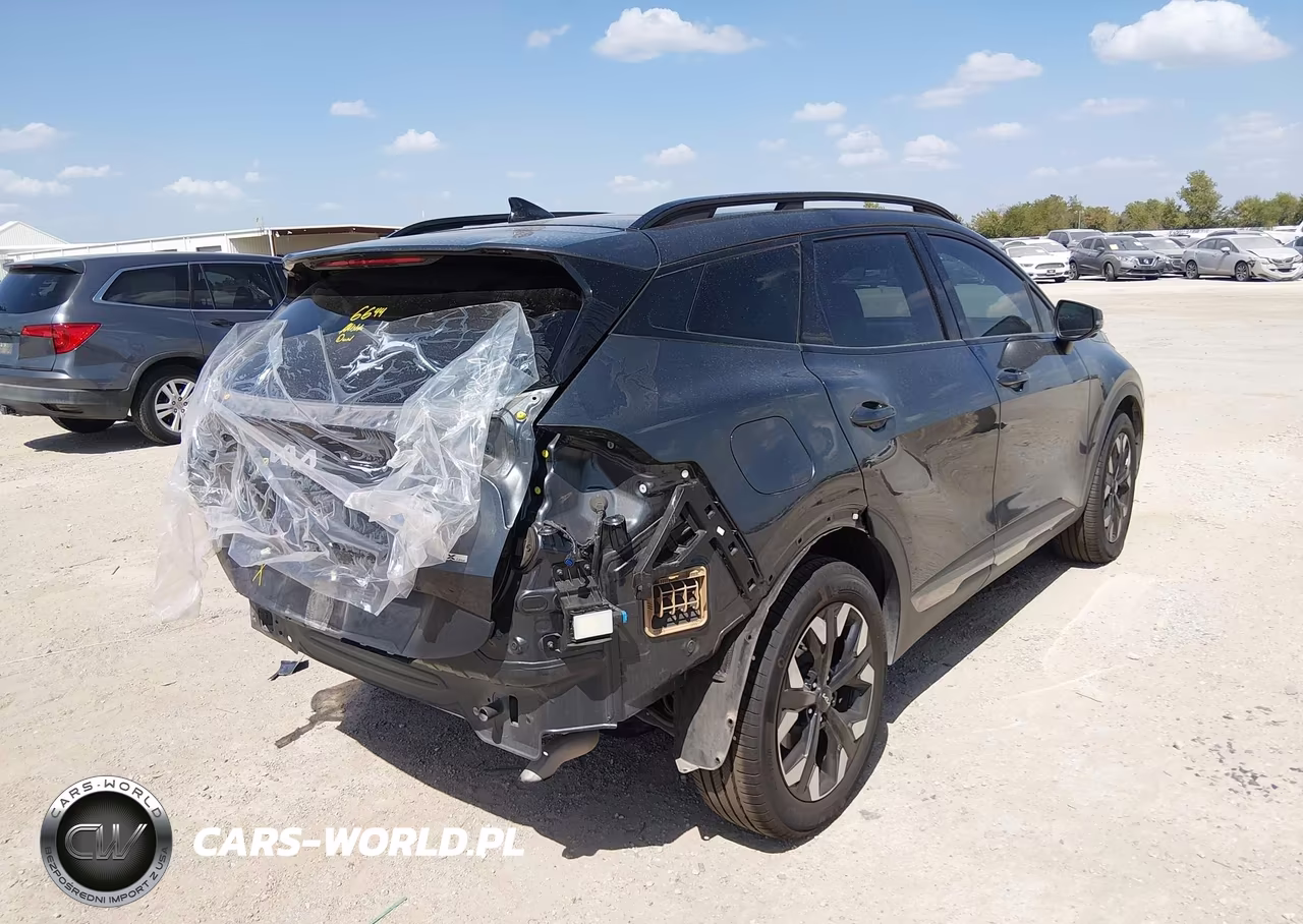 2023 Kia Sportage Plug-In Hybrid X-Line Prestige VIN:KNDPZDAH8P7054034 - 4