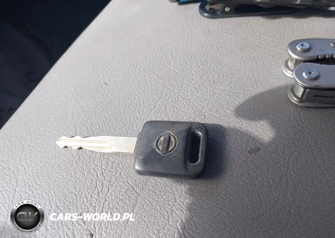 2019 Nissan Versa 1.6 S+ VIN:3N1CN7AP0KL804424 - 11