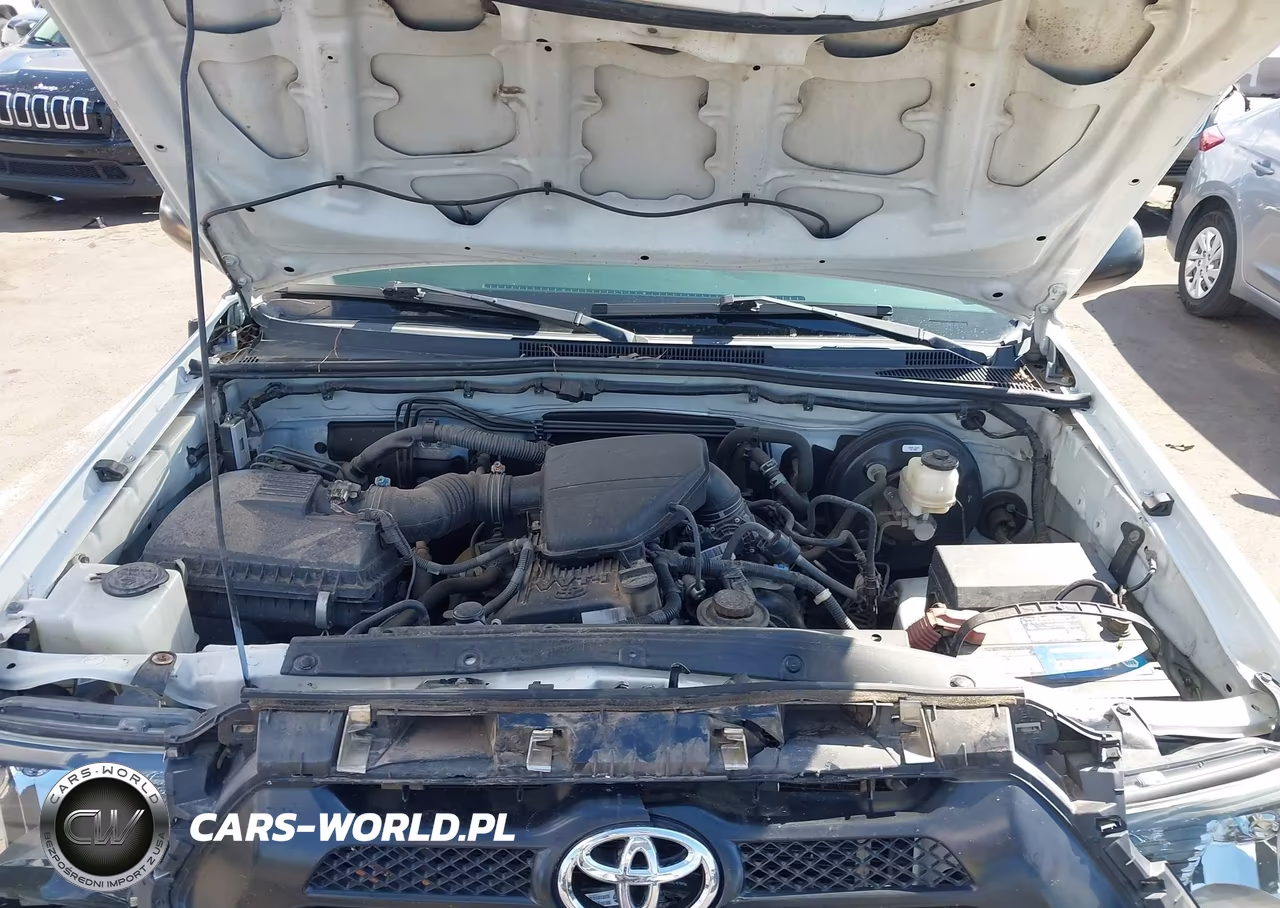 2014 Toyota Tacoma Access Cab VIN:5TFTX4CN2EX041705 - 10