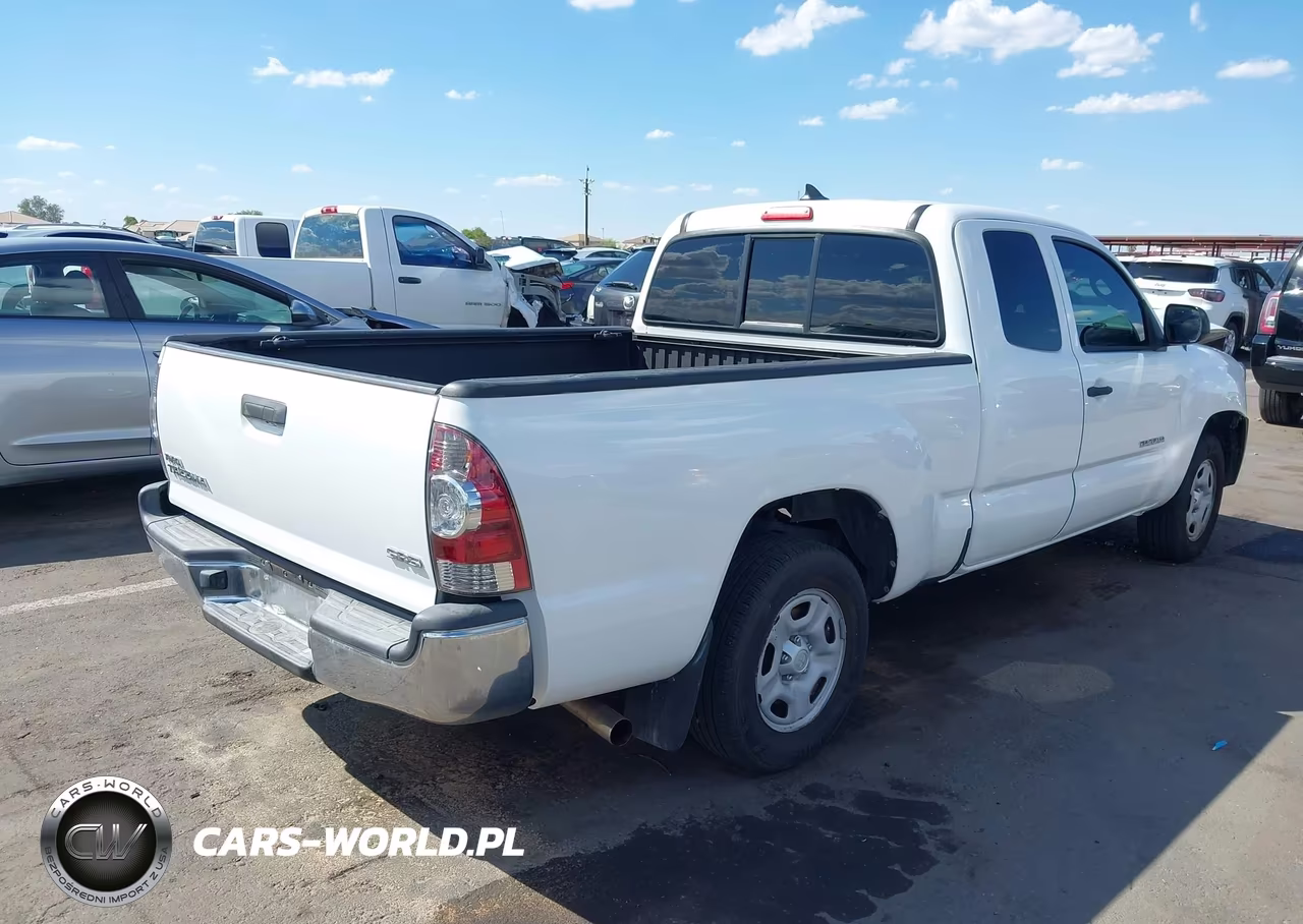 2014 Toyota Tacoma Access Cab VIN:5TFTX4CN2EX041705 - 4
