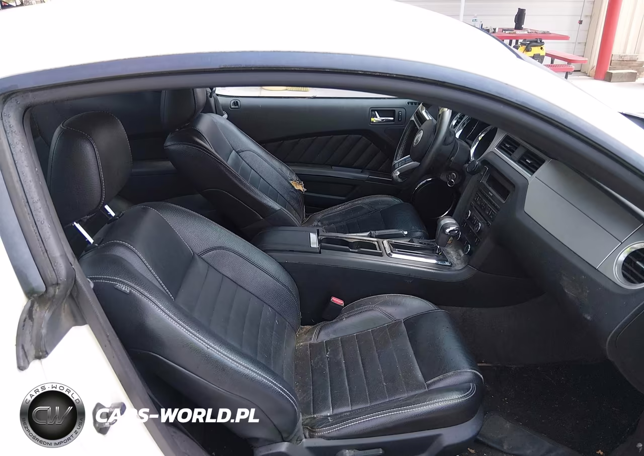 2012 Ford Mustang V6 Premium VIN:1ZVBP8AM7C5210944 - 5