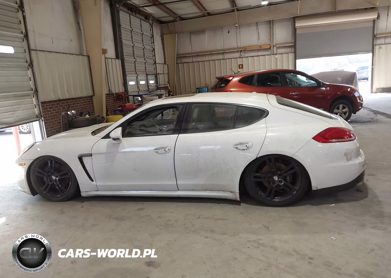 2015 Porsche Panamera 4 VIN:WP0AA2A73FL000512 - 14