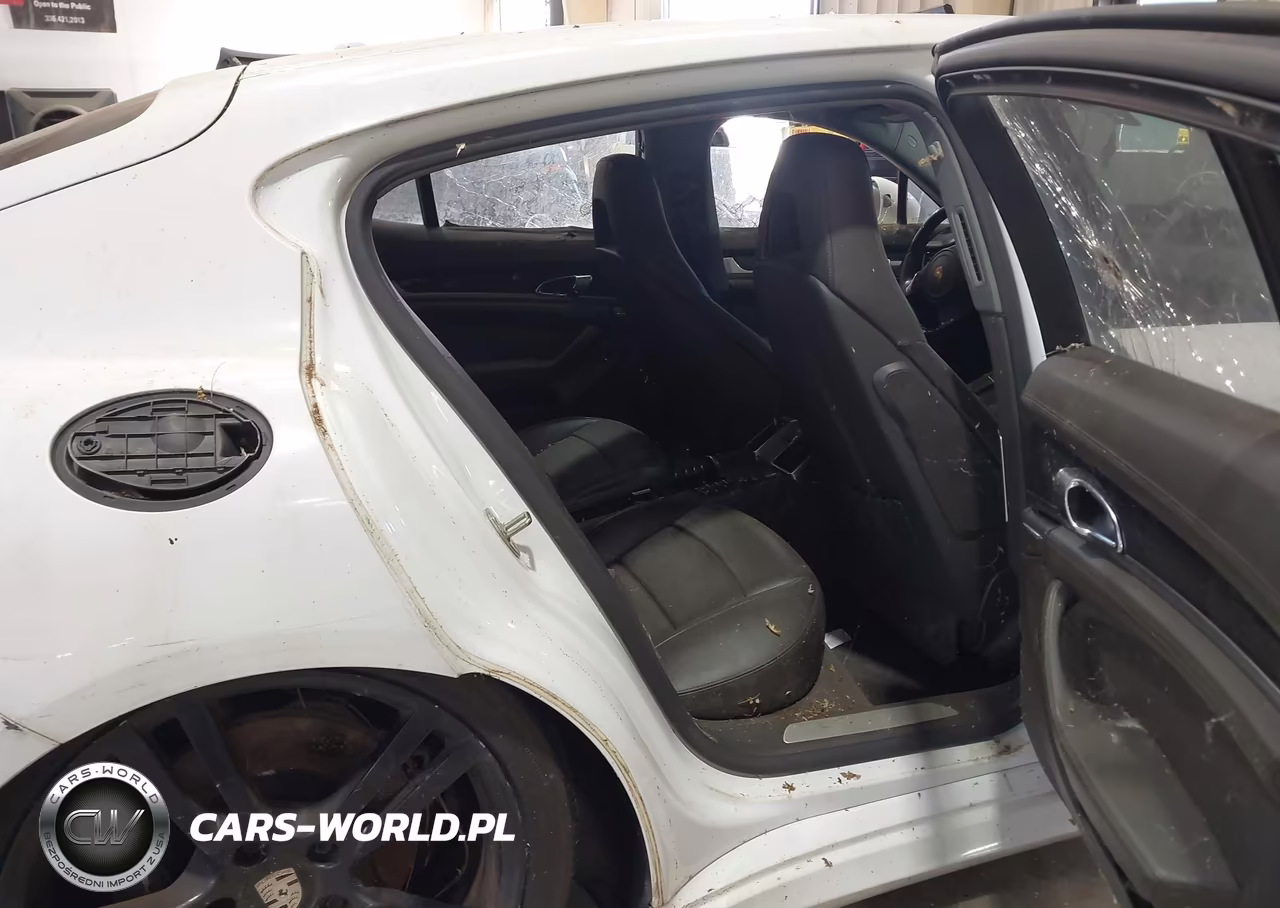 2015 Porsche Panamera 4 VIN:WP0AA2A73FL000512 - 8