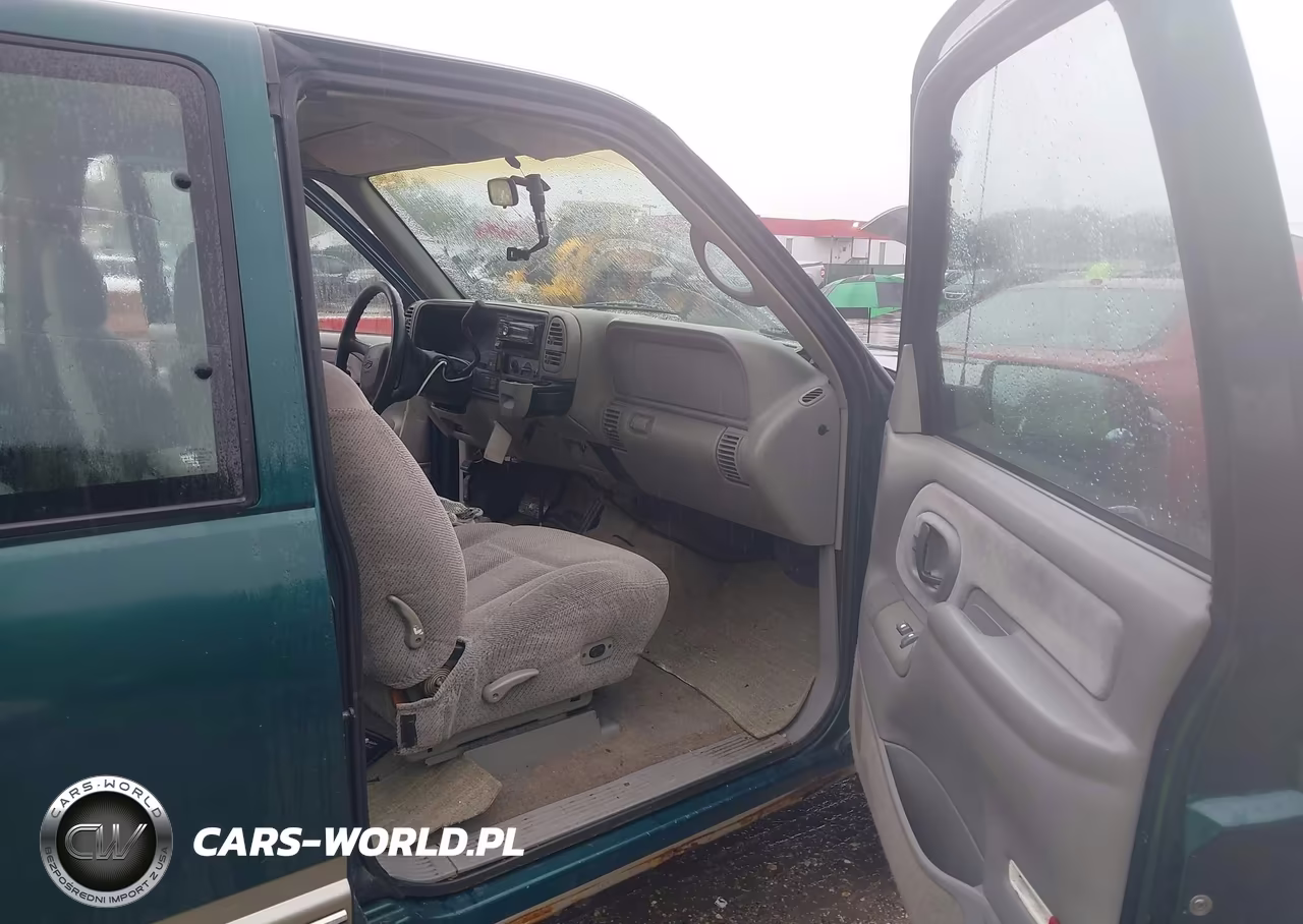 1998 Chevrolet K1500 Fleetside VIN:2GCEK19R3W1132996 - 5