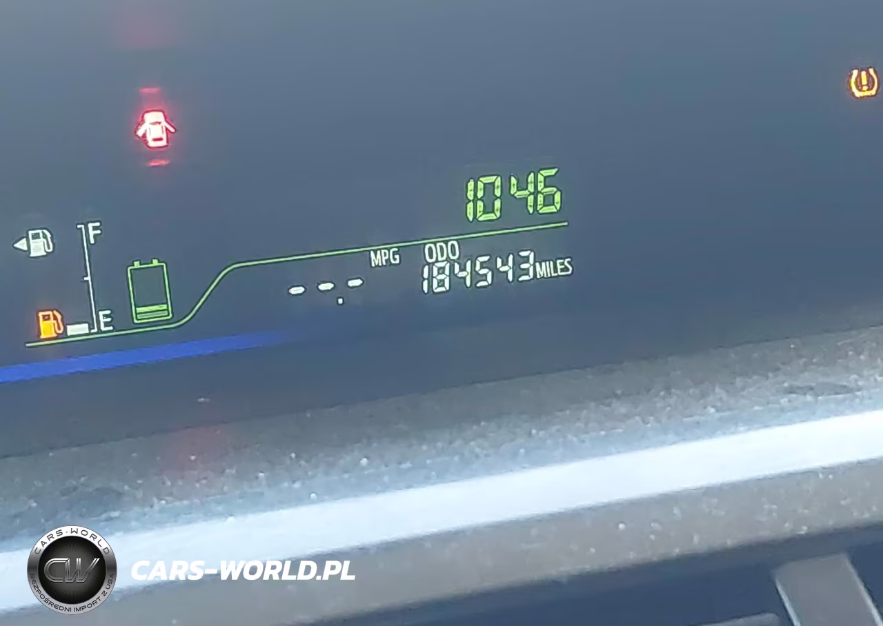 2013 Toyota Prius V Three VIN:JTDZN3EU2D3289392 - 16