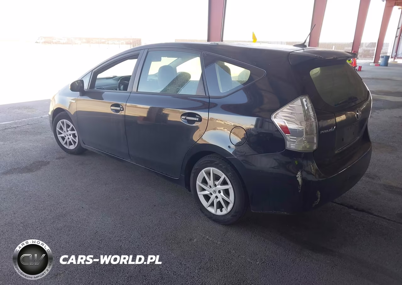 2013 Toyota Prius V Three VIN:JTDZN3EU2D3289392 - 3