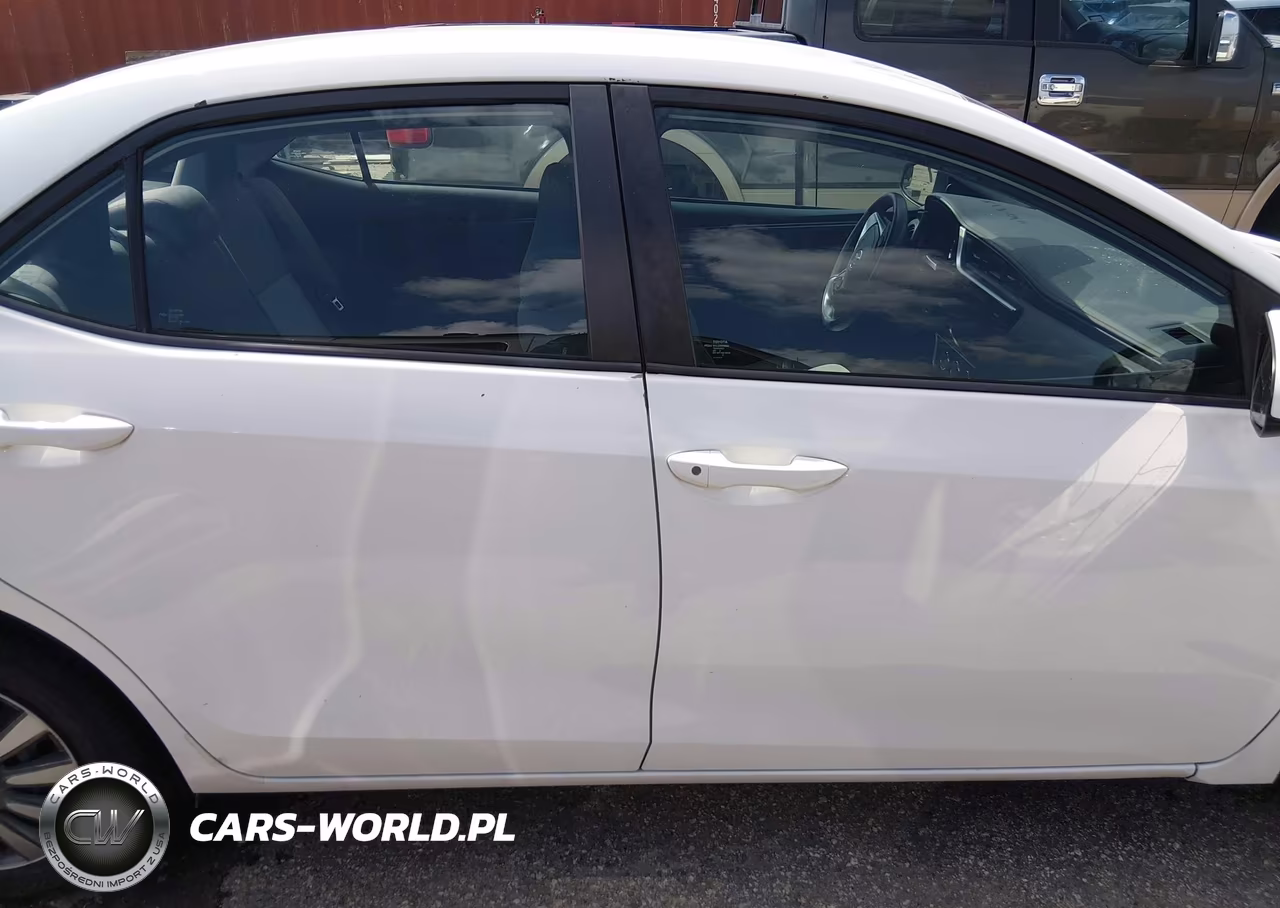 2017 Toyota Corolla L VIN:5YFBURHE6HP593754 - 13