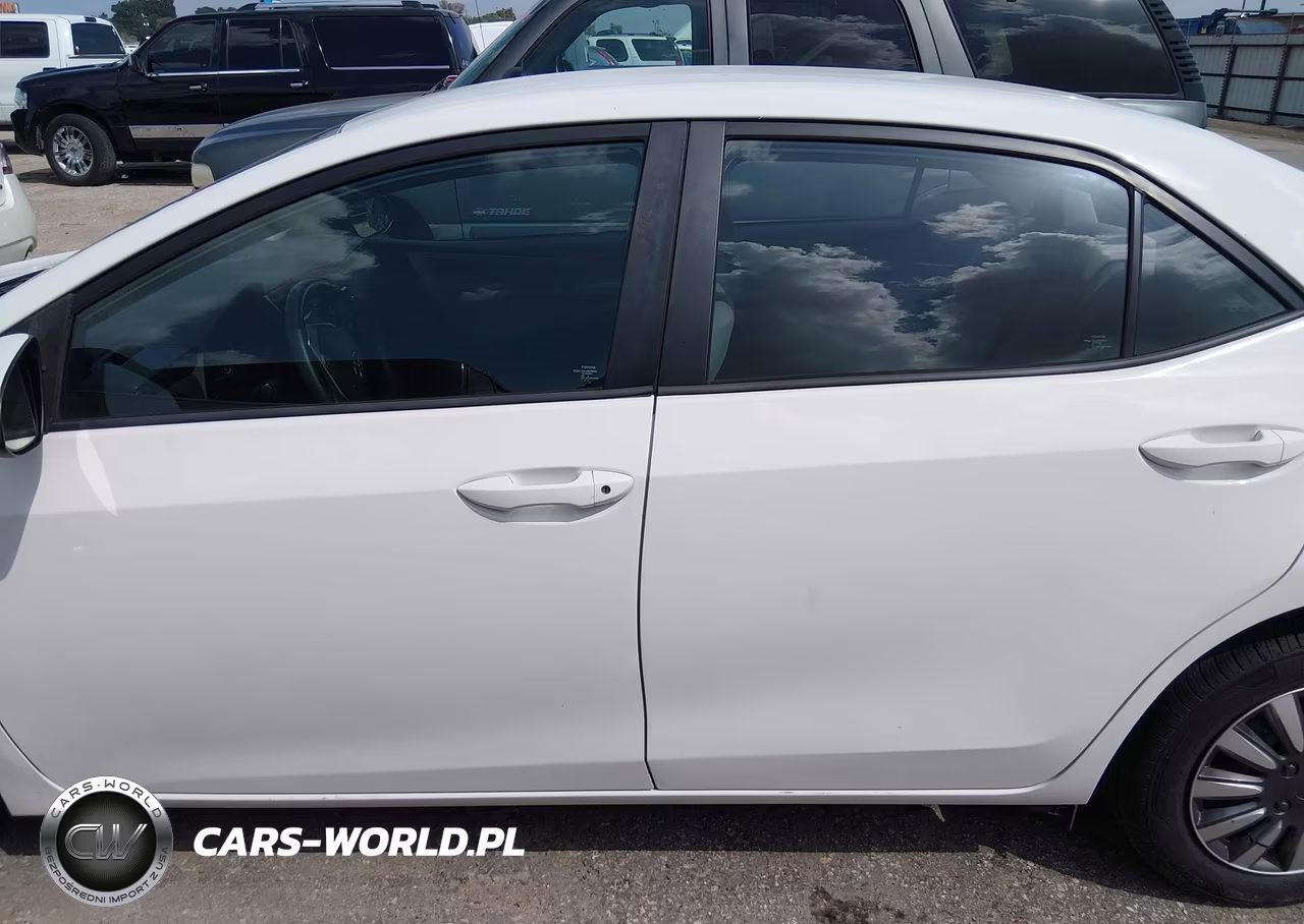 2017 Toyota Corolla L VIN:5YFBURHE6HP593754 - 14