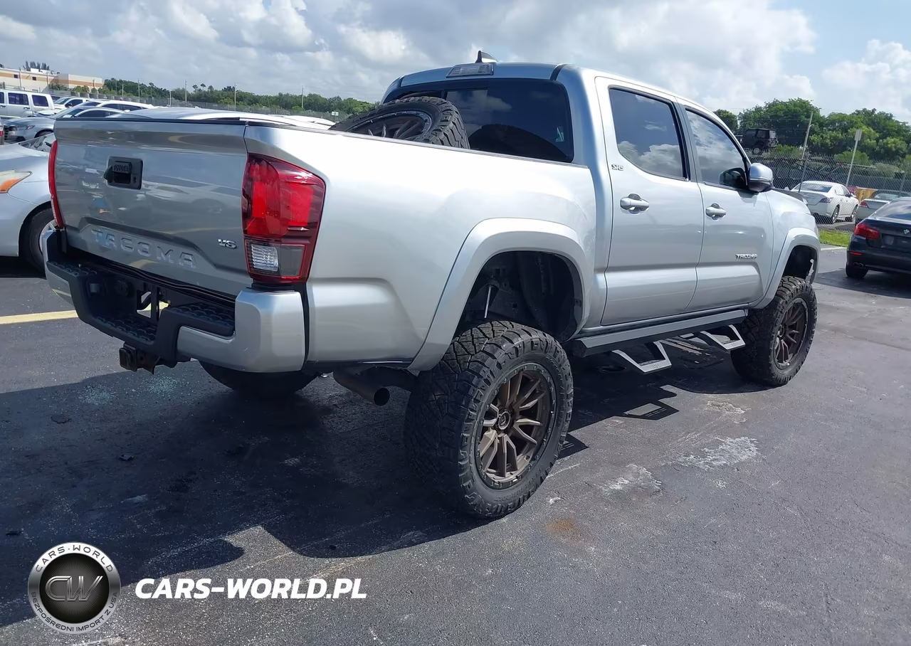 2022 Toyota Tacoma Sr5 V6 VIN:3TMAZ5CNXNM188531 - 4