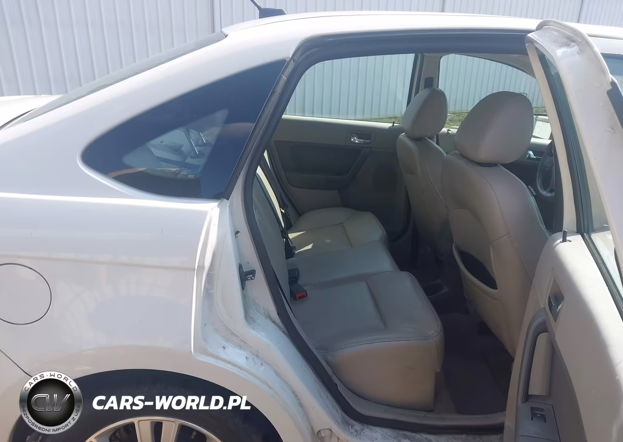 2011 Ford Focus Sel VIN:1FAHP3HN3BW110255 - 8