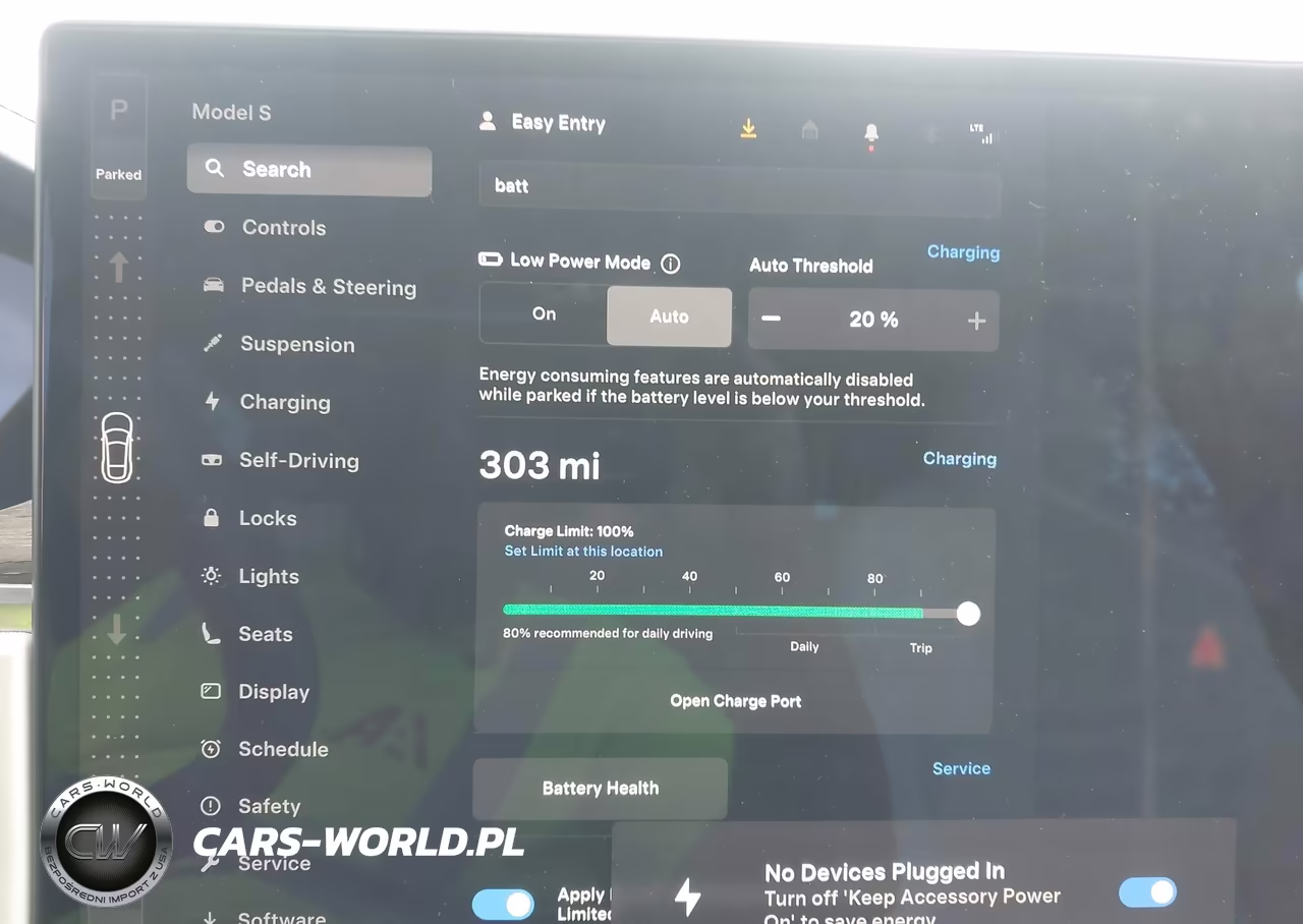 2021 Tesla Model S Long Range Dual Motor All-Wheel Drive VIN:5YJSA1E52MF428403 - 17