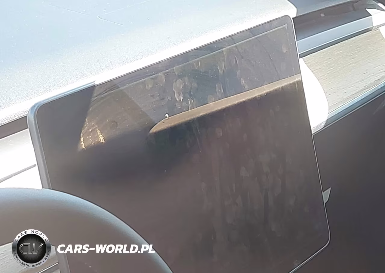 2020 Tesla Model Y Long Range Dual Motor All-Wheel Drive VIN:5YJYGDEE0LF026033 - 17