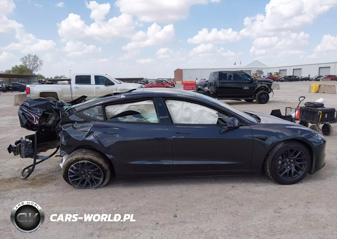 2026 Tesla Model 3 Premium All-Wheel Drive VIN:5YJ3E1EB8TF123243 - 13