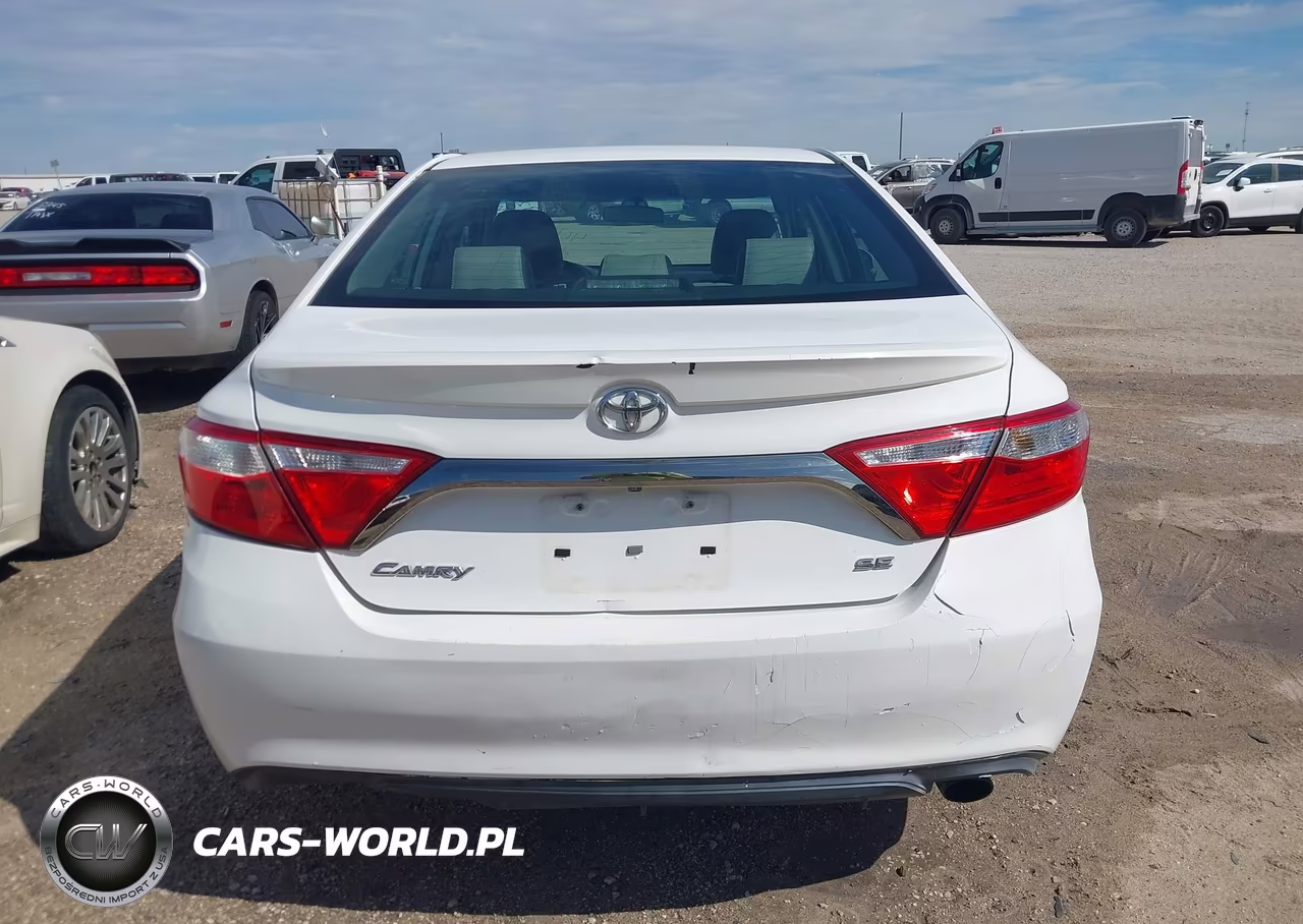 2016 Toyota Camry Se VIN:4T1BF1FK6GU539307 - 16