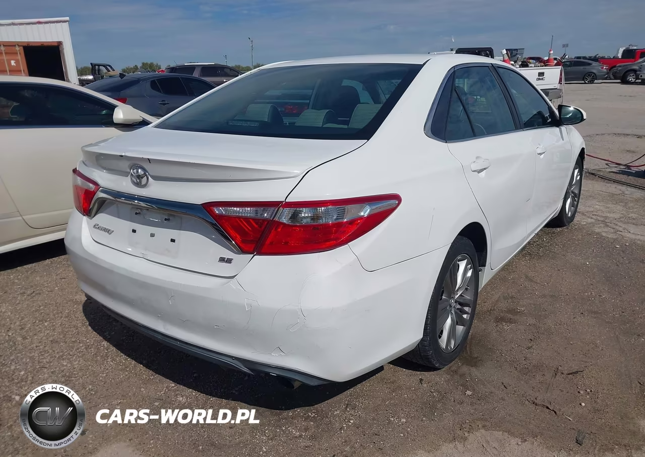 2016 Toyota Camry Se VIN:4T1BF1FK6GU539307 - 4