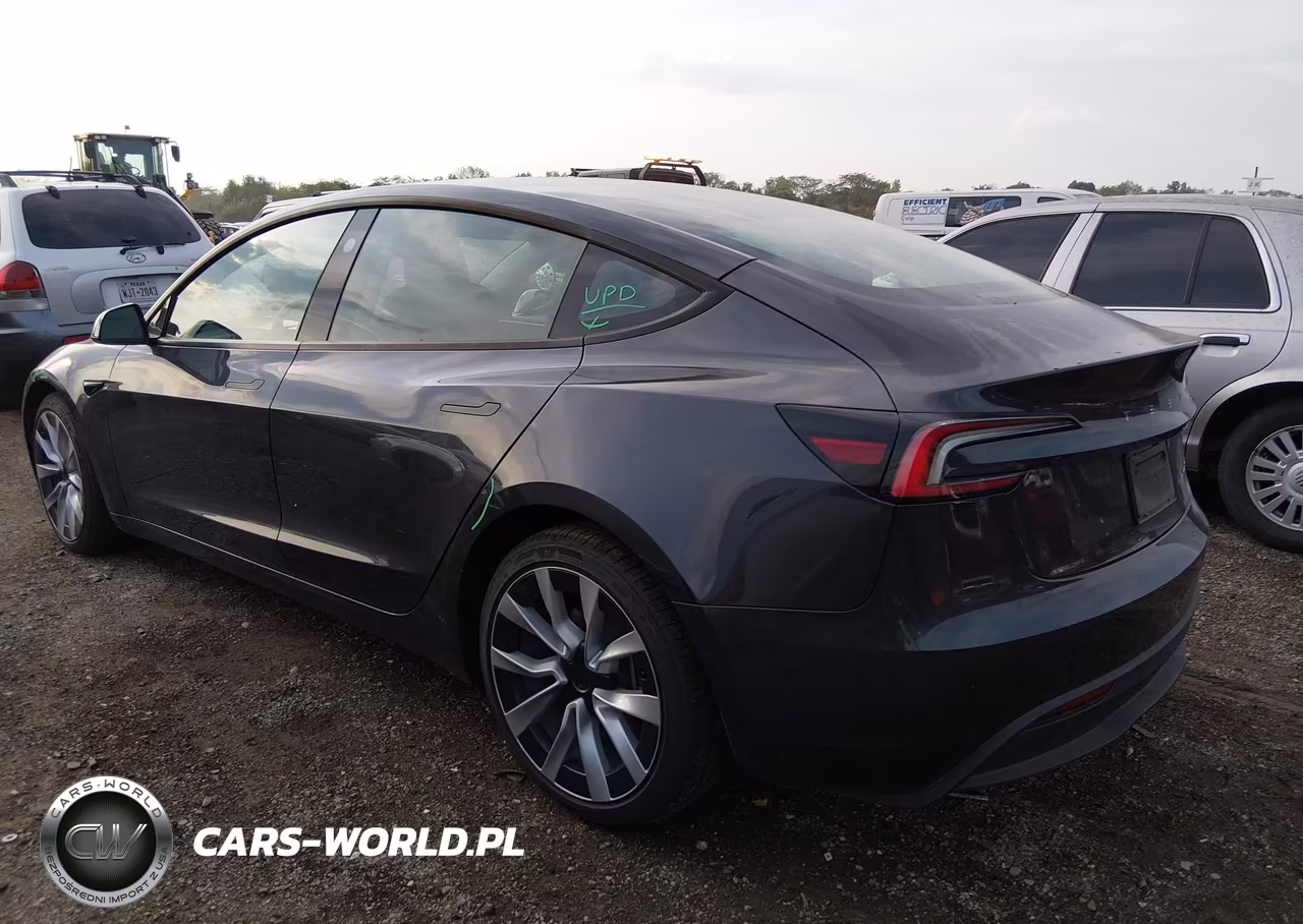 2025 Tesla Model 3 Long Range All-Wheel Drive VIN:5YJ3E1EB8SF060689 - 3