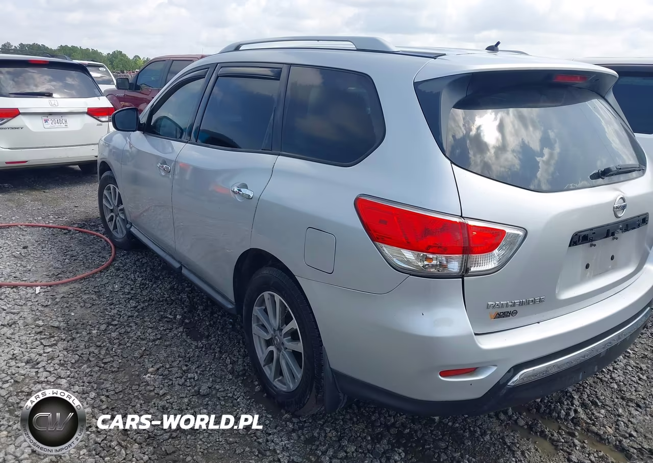 2016 Nissan Pathfinder S VIN:5N1AR2MN2GC626584 - 3