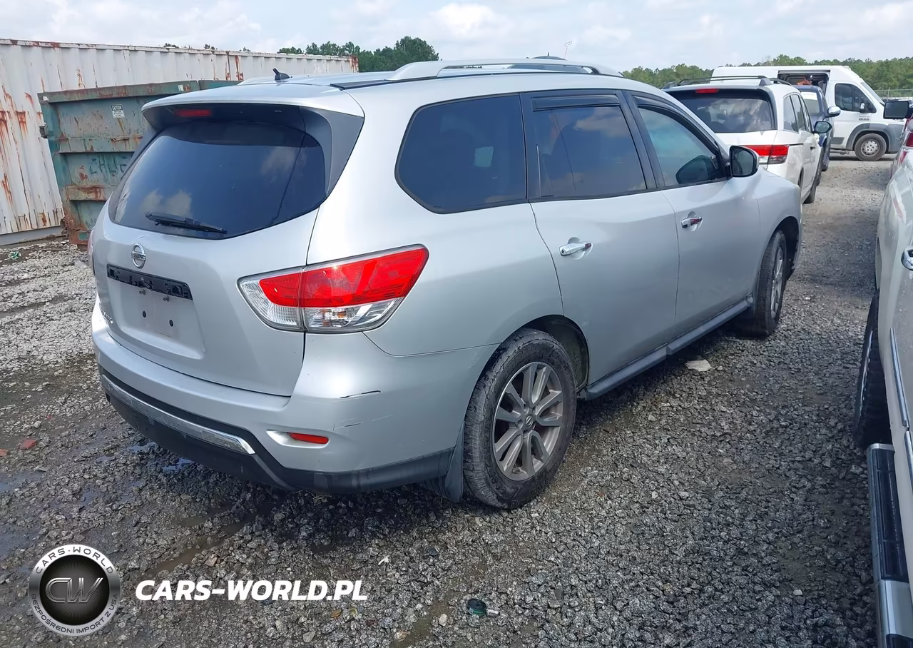2016 Nissan Pathfinder S VIN:5N1AR2MN2GC626584 - 4