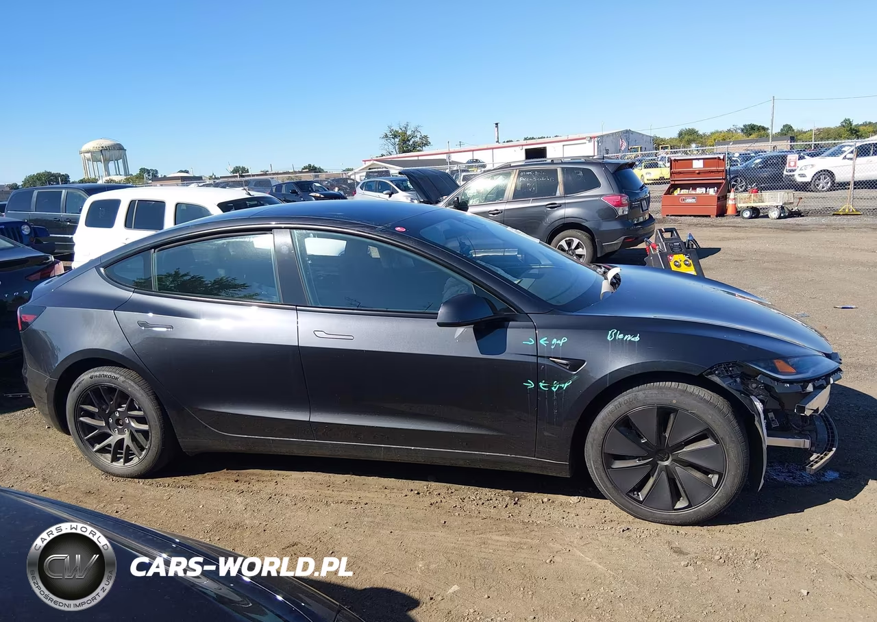 2025 Tesla Model 3 Long Range All-Wheel Drive VIN:5YJ3E1EB5SF924341 - 13