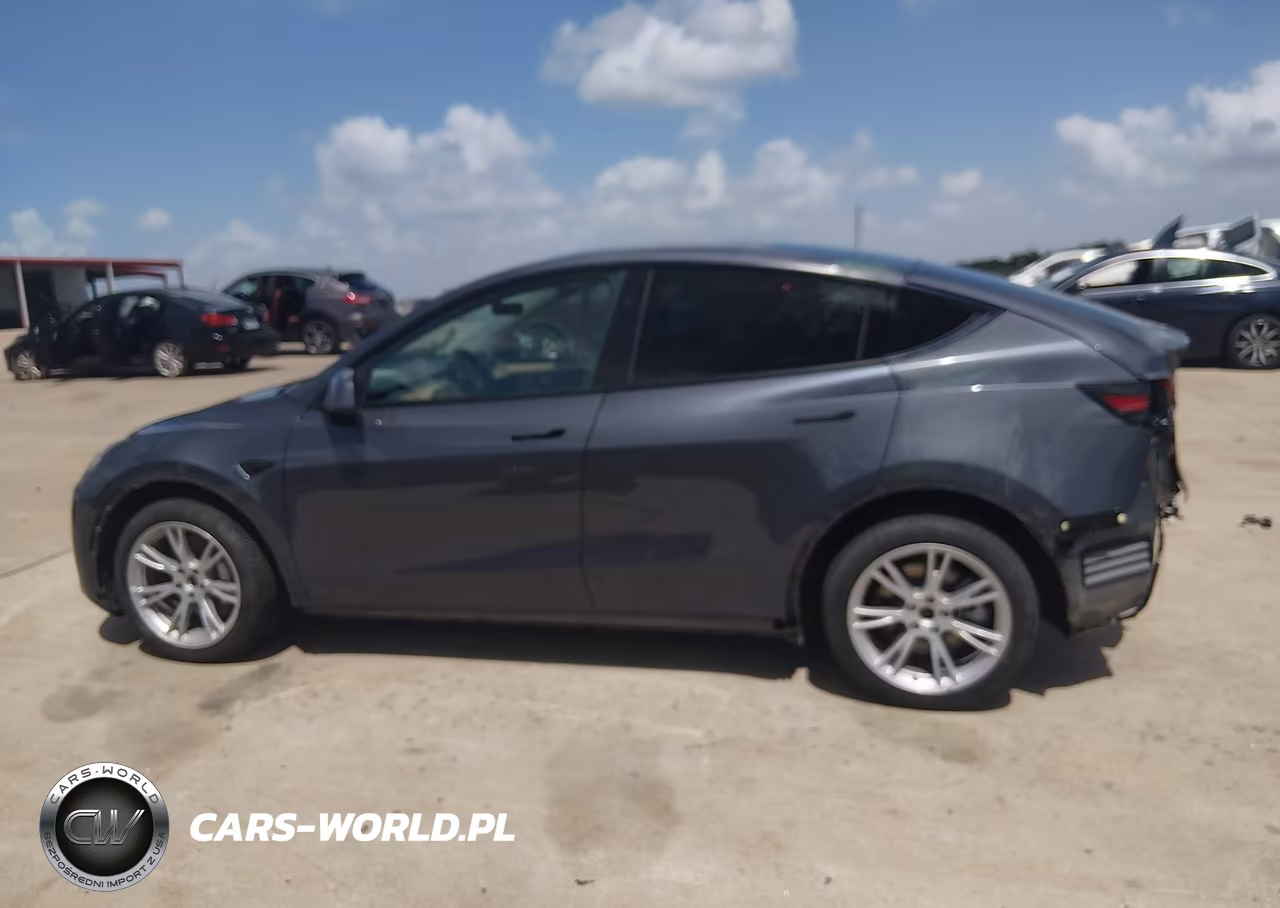2023 Tesla Model Y Awd-Long Range Dual Motor All-Wheel Drive VIN:7SAYGDEE6PA163113 - 13