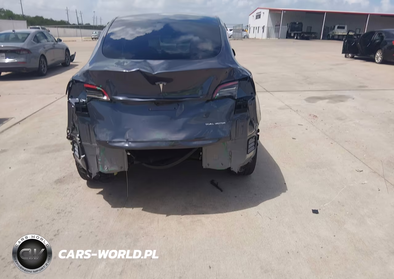 2023 Tesla Model Y Awd-Long Range Dual Motor All-Wheel Drive VIN:7SAYGDEE6PA163113 - 15