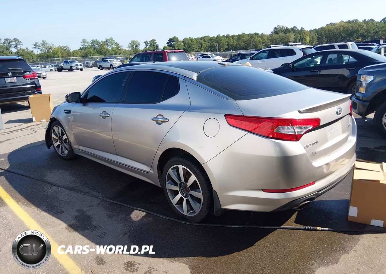 2013 Kia Optima Sx VIN:5XXGR4A62DG103830 - 3