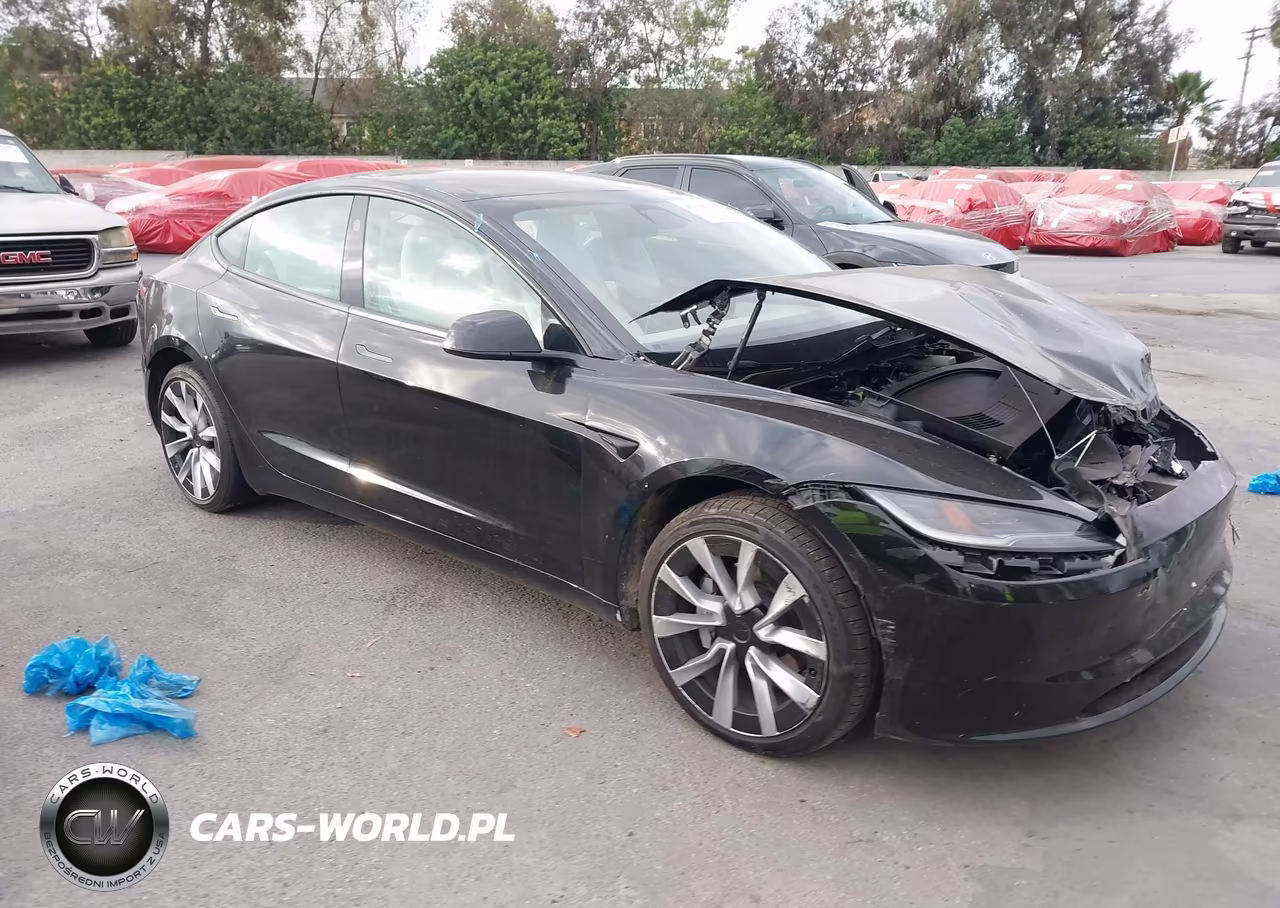 2025 Tesla Model 3 Long Range Rear-Wheel Drive-Standard Rear-Wheel Drive – zdjęcie 1 z 18