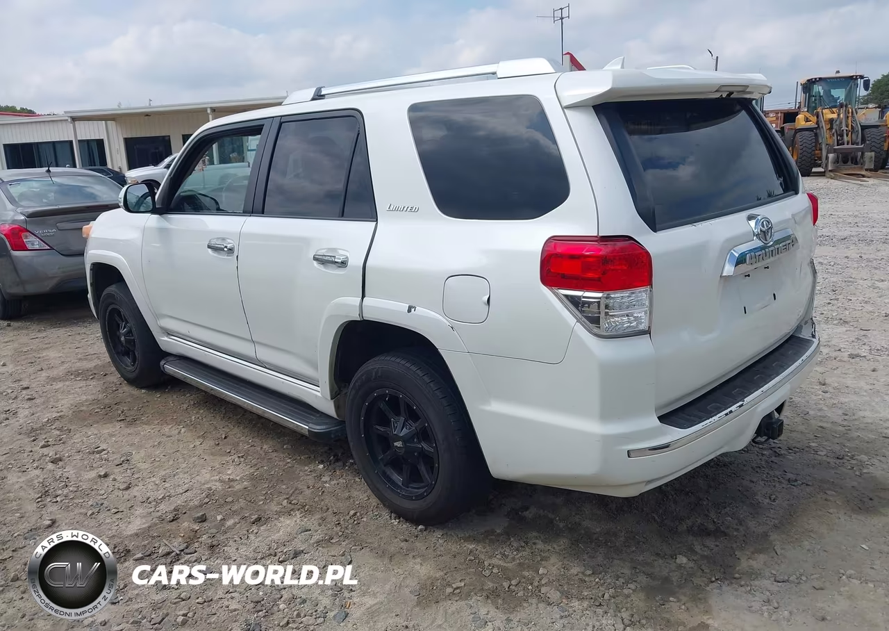 2010 Toyota 4Runner Limited V6 VIN:JTEZU5JR5A5007418 - 3