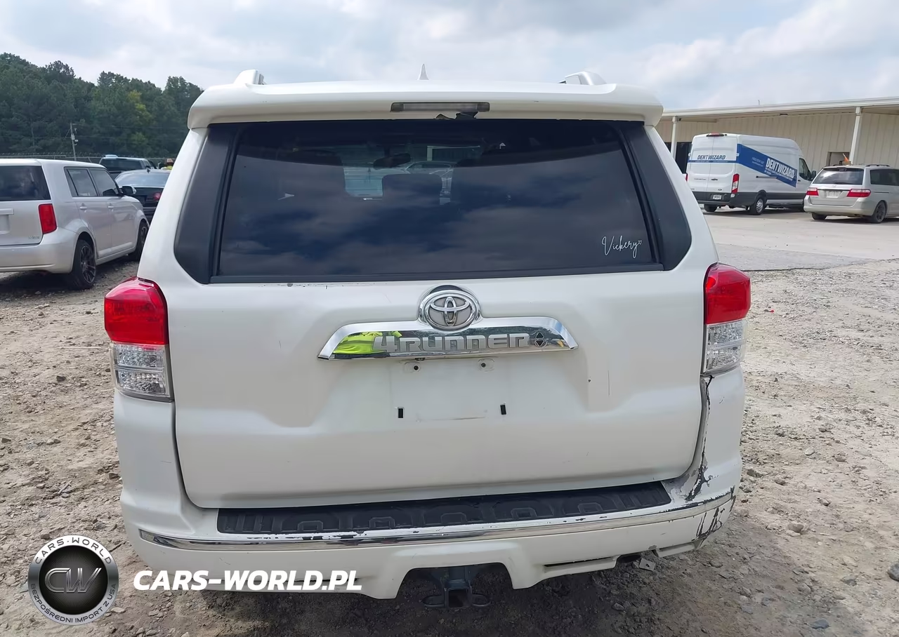 2010 Toyota 4Runner Limited V6 VIN:JTEZU5JR5A5007418 - 6