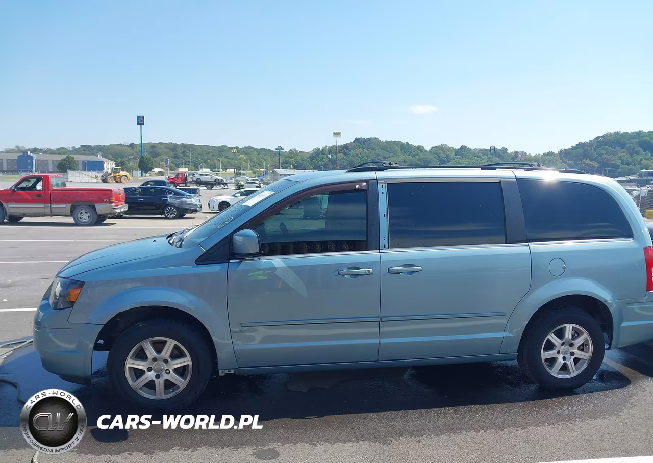 2008 Chrysler Town & Country Touring VIN:2A8HR54P48R115868 - 6