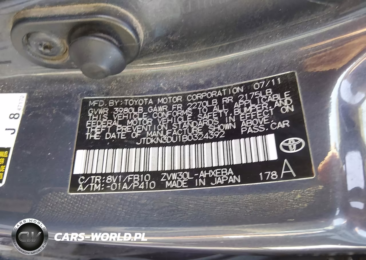 2011 Toyota Prius Two VIN:JTDKN3DU1B0324392 - 9