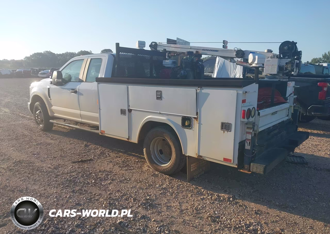 2017 Ford F-350 Chassis Xl VIN:1FD8X3G67HEE08287 - 3
