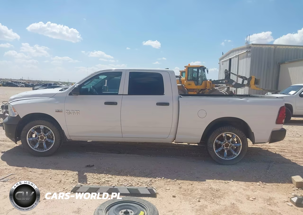 2018 Ram 1500 Tradesman 4X4 6'4 Box VIN:1C6RR7ST8JS348185 - 14