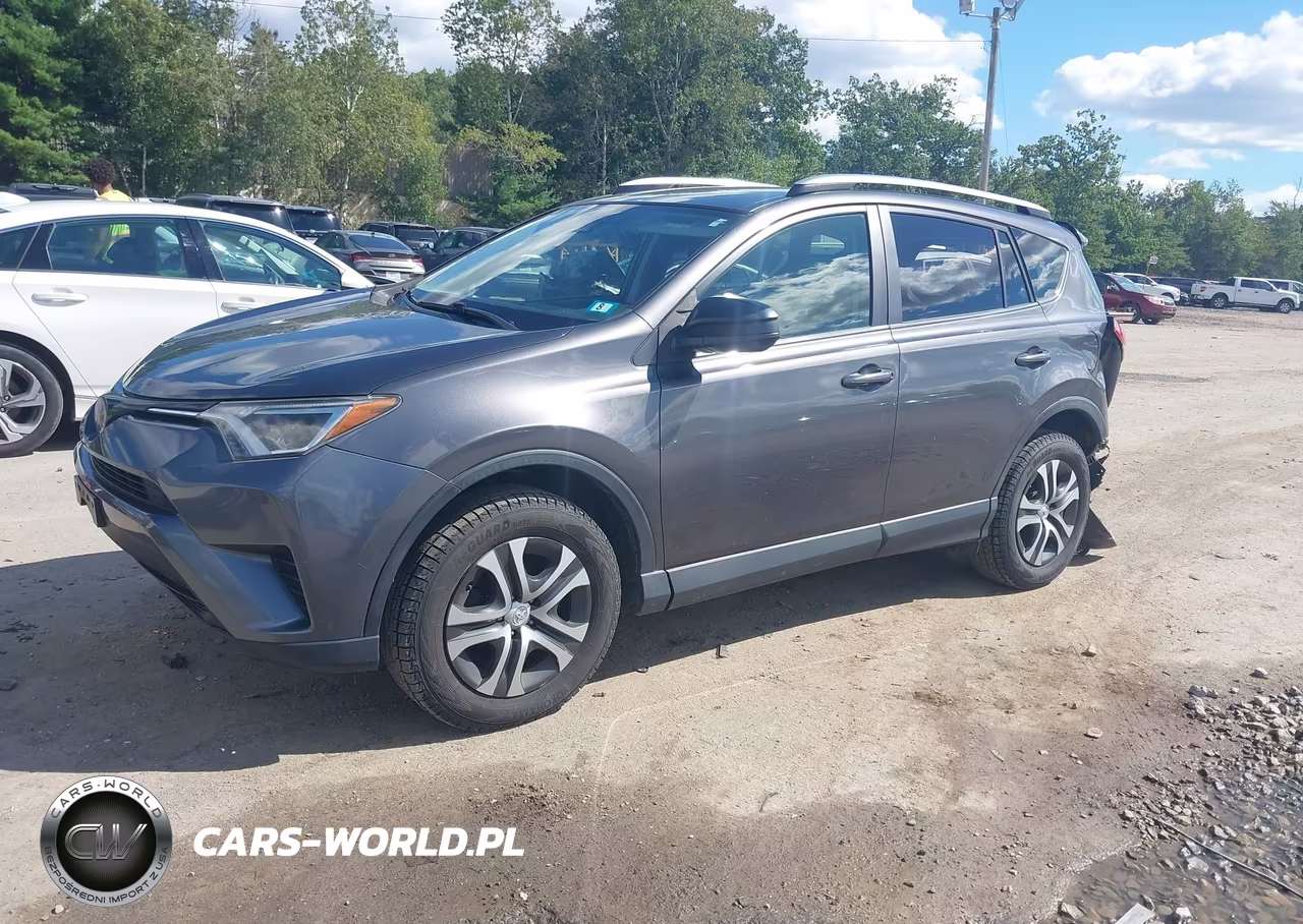 2017 Toyota Rav4 Le VIN:JTMBFREV0HJ703359 - 2