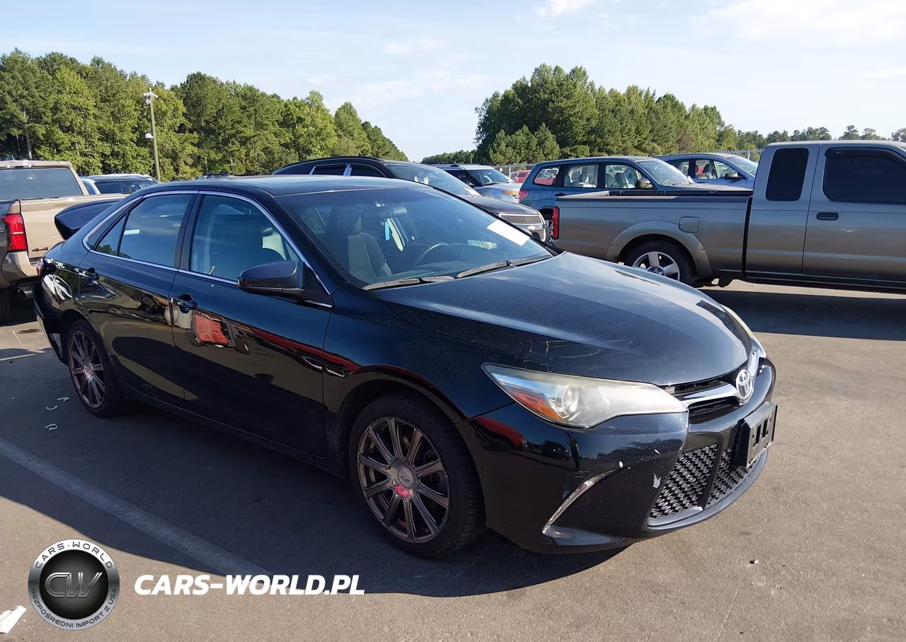 2016 Toyota Camry Xse – zdjęcie 1 z 18