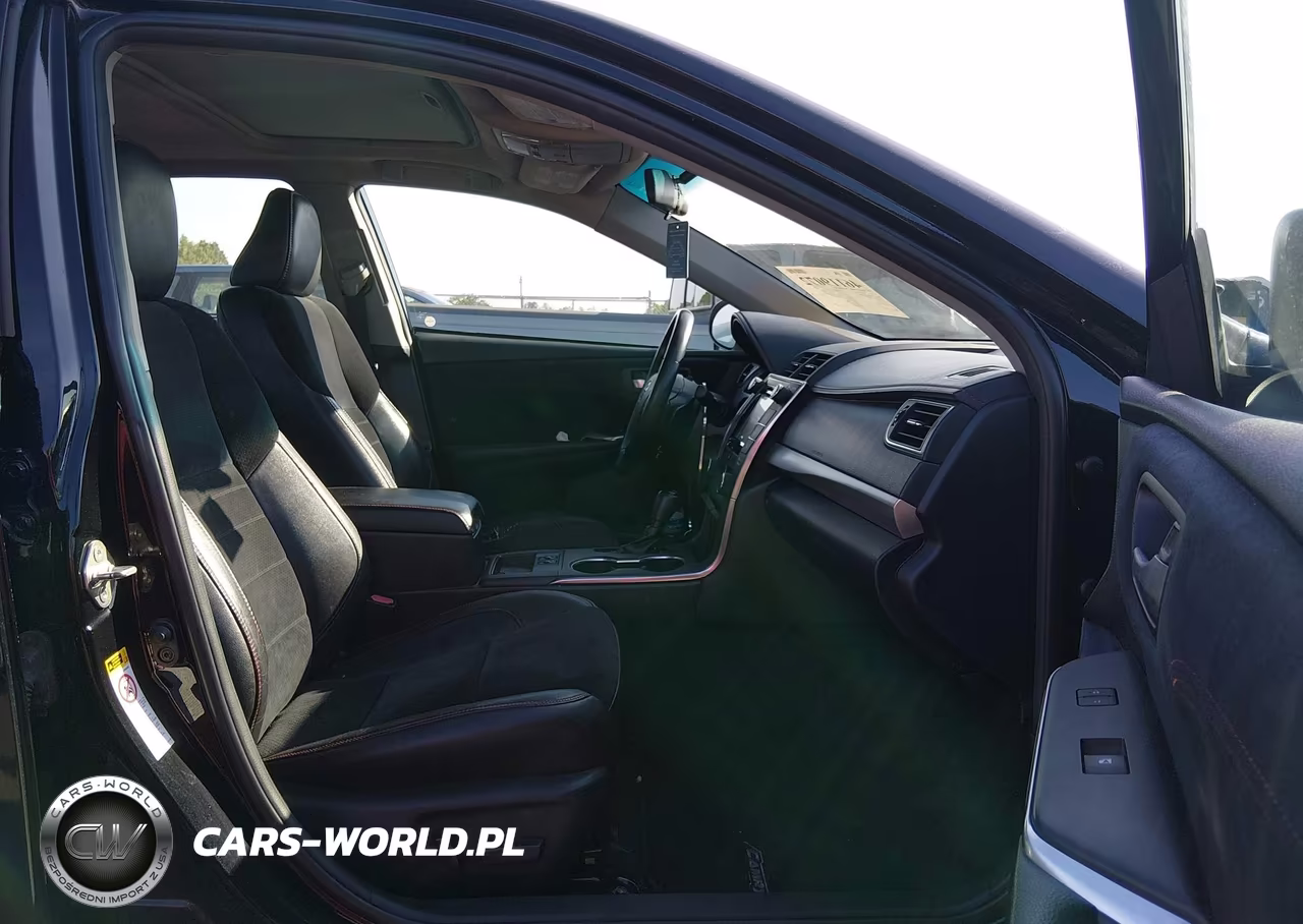 2016 Toyota Camry Xse VIN:4T1BF1FK6GU518585 - 5