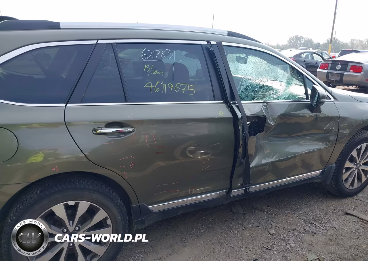 2018 Subaru Outback 2.5I Touring VIN:4S4BSATC0J3288838 - 14