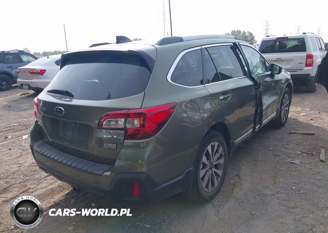 2018 Subaru Outback 2.5I Touring VIN:4S4BSATC0J3288838 - 4