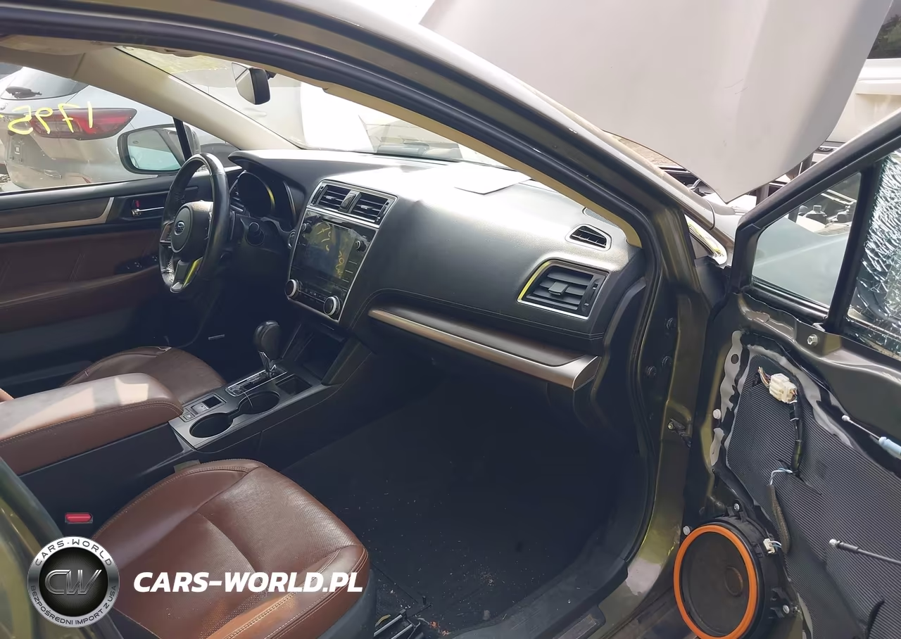 2018 Subaru Outback 2.5I Touring VIN:4S4BSATC0J3288838 - 5