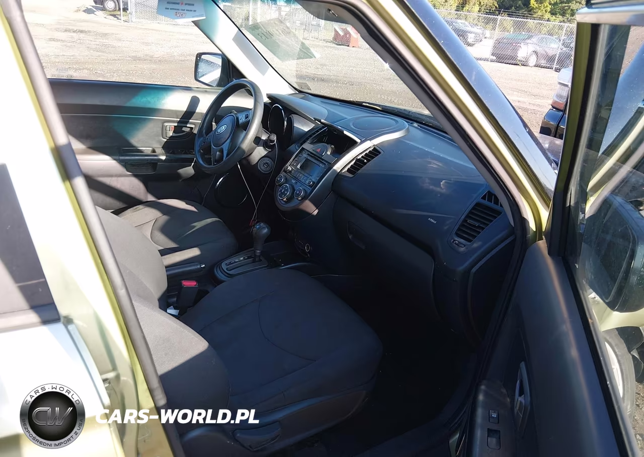 2010 Kia Soul + VIN:KNDJT2A21A7189600 - 5