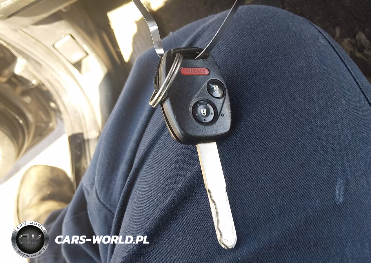 2010 Honda Fit Sport VIN:JHMGE8H40AC007681 - 11