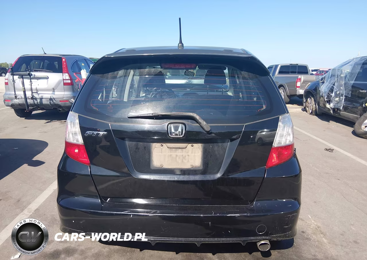 2010 Honda Fit Sport VIN:JHMGE8H40AC007681 - 16