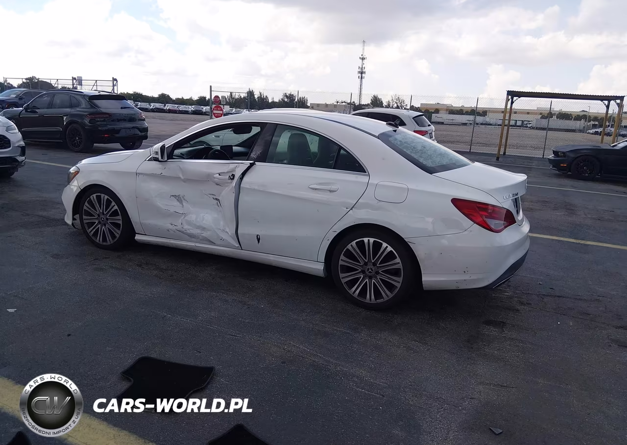 2018 Mercedes-Benz Cla 250 VIN:WDDSJ4EB1JN660808 - 3
