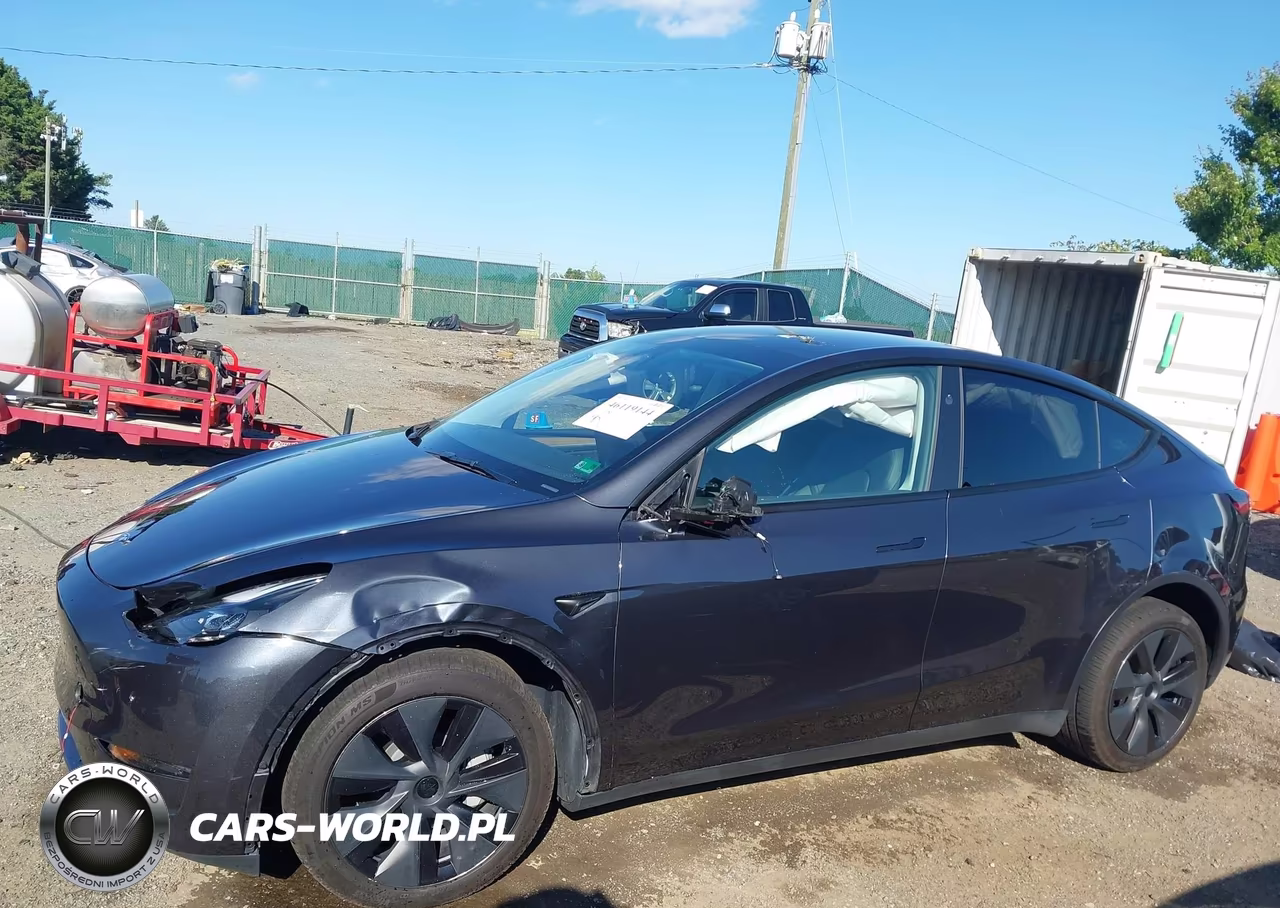 2024 Tesla Model Y Long Range Dual Motor All-Wheel Drive VIN:7SAYGDEE1RA308304 - 15
