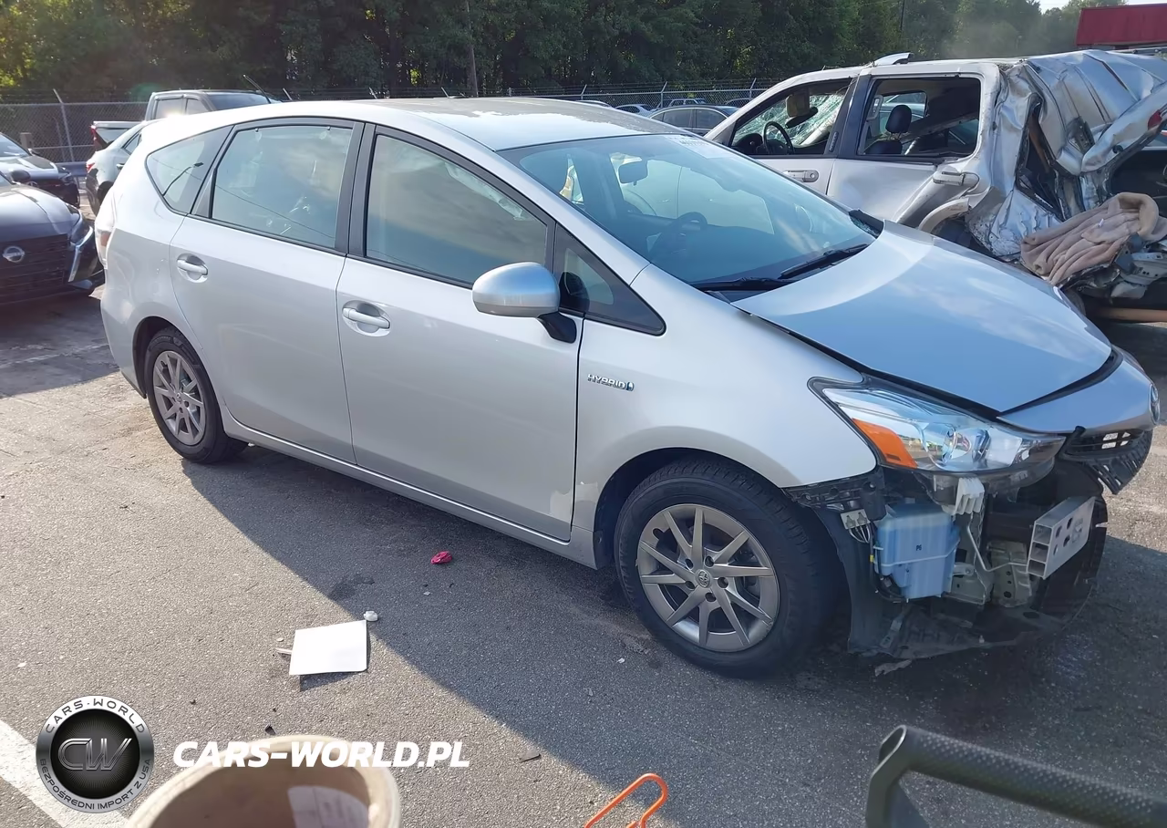 2017 Toyota Prius V Three