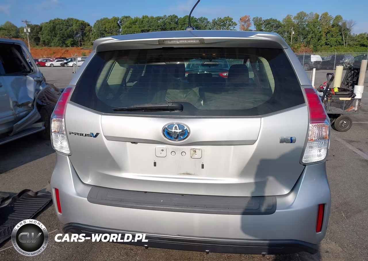 2017 Toyota Prius V Three VIN:JTDZN3EU8HJ055811 - 16