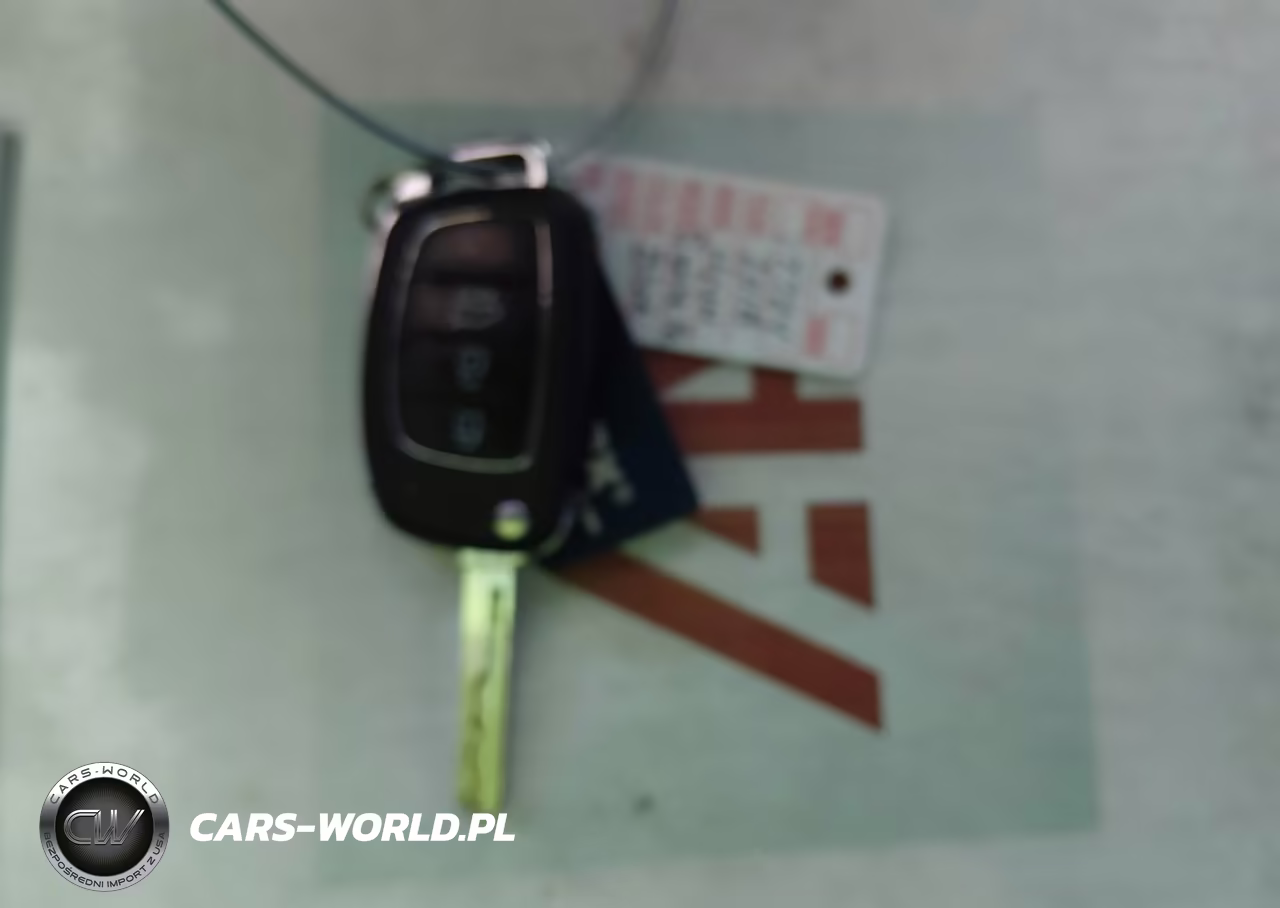 2018 Hyundai Santa Fe Sport 2.4L VIN:5NMZT3LBXJH055022 - 11